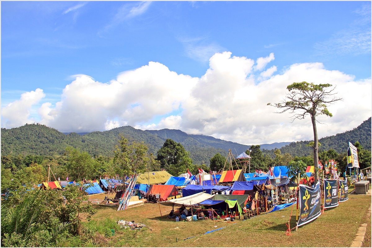Lapangan Bumi Perkemahan